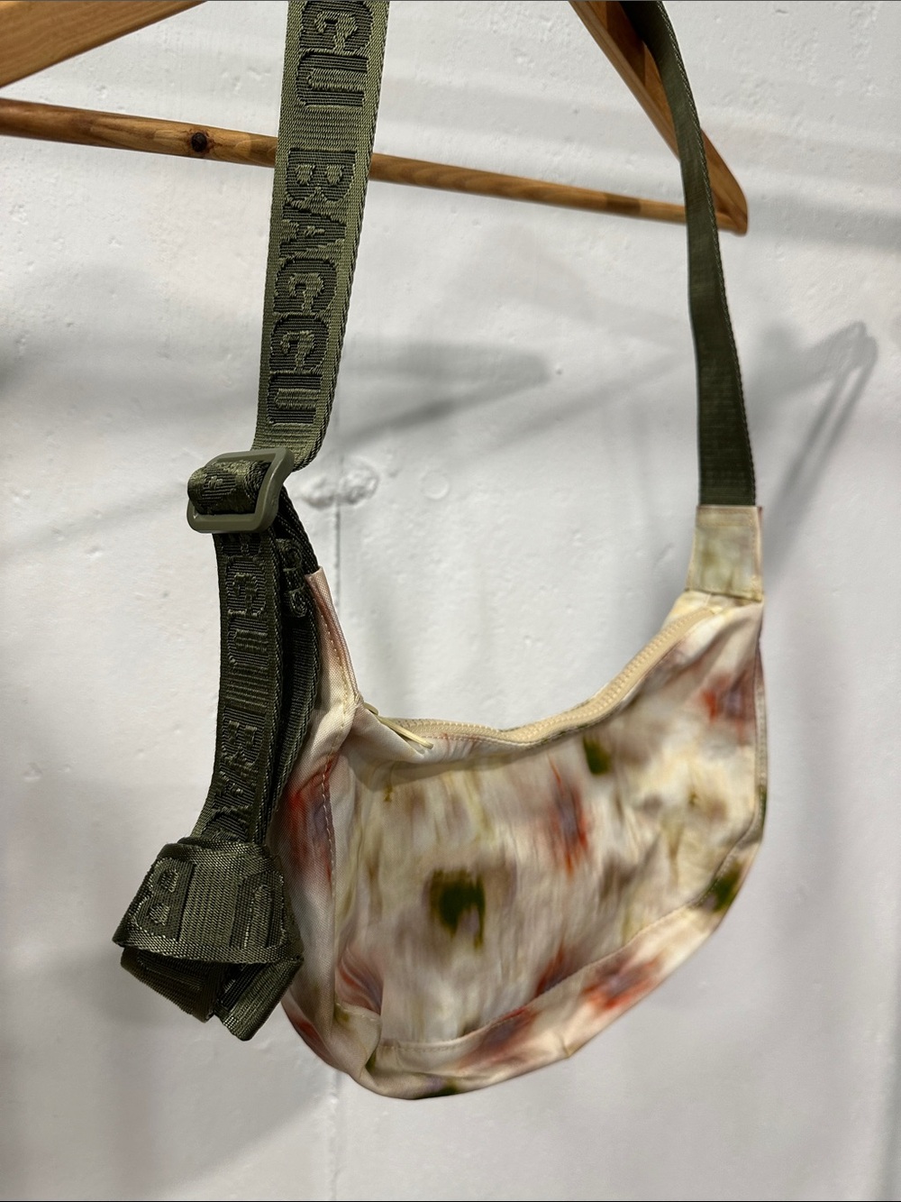 Baggu Olive Strap Mixed-Print Shoulder Bag